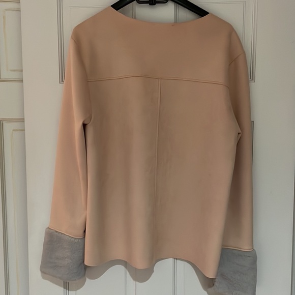 Zara Faux Fur/ Faux Suede Sweater/Shirt in size large - Picture 4 of 5